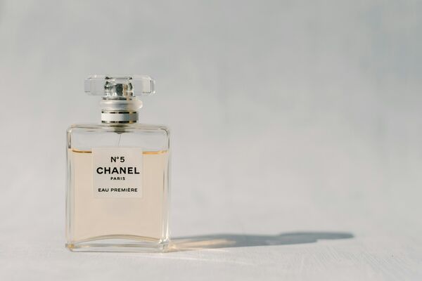 ▲▼延長香水留香度。（圖／Unsplash）