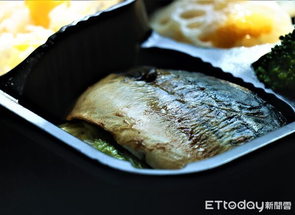 ▲▼台鐵首度聯手松菸推「菸廠尋味便當」。（圖／台鐵公司提供）