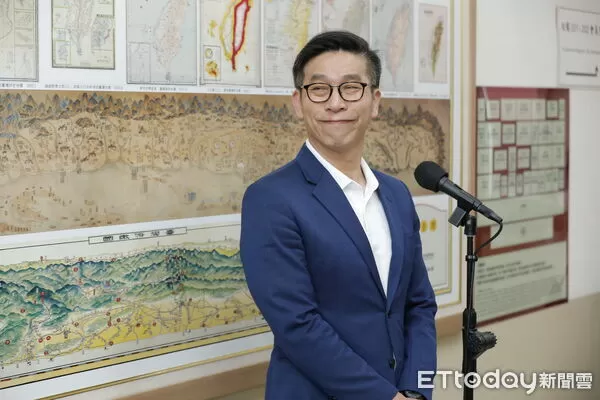 ▲▼民進黨立院黨團幹事長鍾佳濱接受媒體聯訪。（圖／記者湯興漢攝）