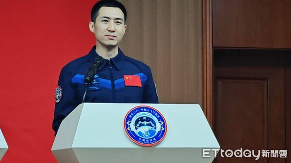 ▲▼   神舟21號太空人亮相、2025.10.30          。（圖／記者任以芳攝）