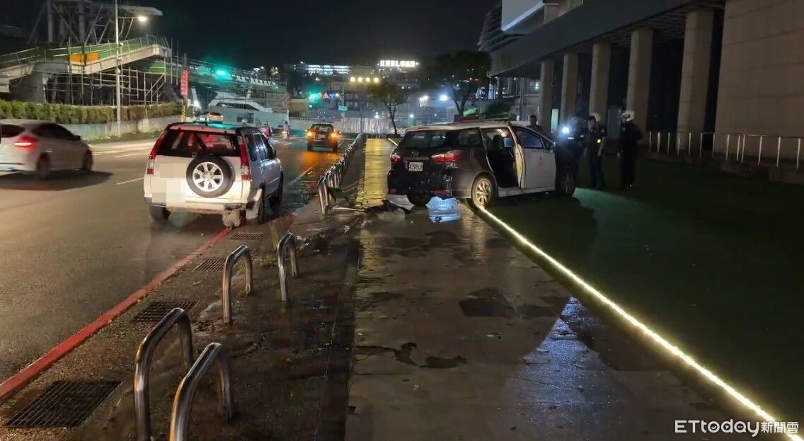 基隆休旅車拒檢「衝撞警車」!車內查獲喪屍煙彈 逮人現場曝光