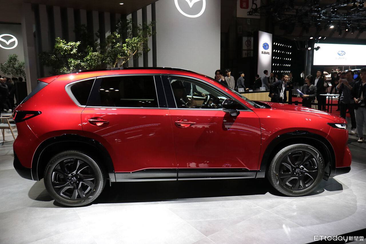 ▲Mazda馬自達日本移動展概念車與新CX-5。（圖／記者張慶輝攝）