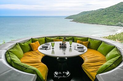 搭斗笠纜車穿梭山林！越南峴港最美酒店