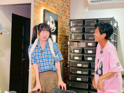 籃籃見蛇出來了縮脖子！　頸部遭纏嚇壞楊繡惠