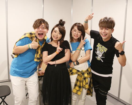 ▲▼蔡阿嘎曬5合照，網驚同框對象都出事。（圖／翻攝自臉書）