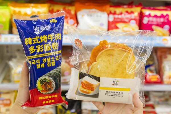 ▲▼7-ELEVEN搶攻冒煙商機，推出熱食新品。（圖／業者提供）