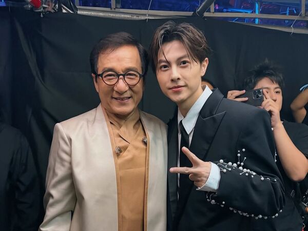 成龍和王子今年9月在澳門出席活動。（翻攝prince_pstar IG）