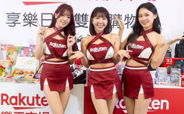 ▲樂天女孩熊霓(左起)、Mika、Nikki。（圖／樂天桃猿）