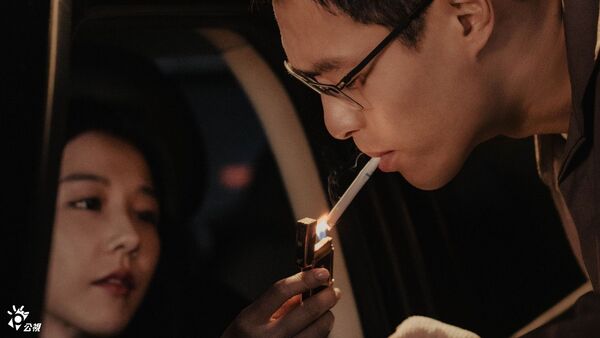 ▲《人浮於愛》邵雨薇與楊祐寧車震戲。（圖／女王傳播、瀚草文創提供）