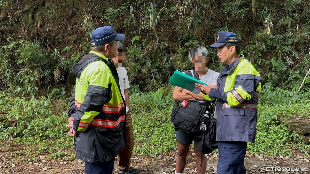 2遊客闖阿里山眠月線鐵軌！最重罰5萬　林鐵處重申安全規定
