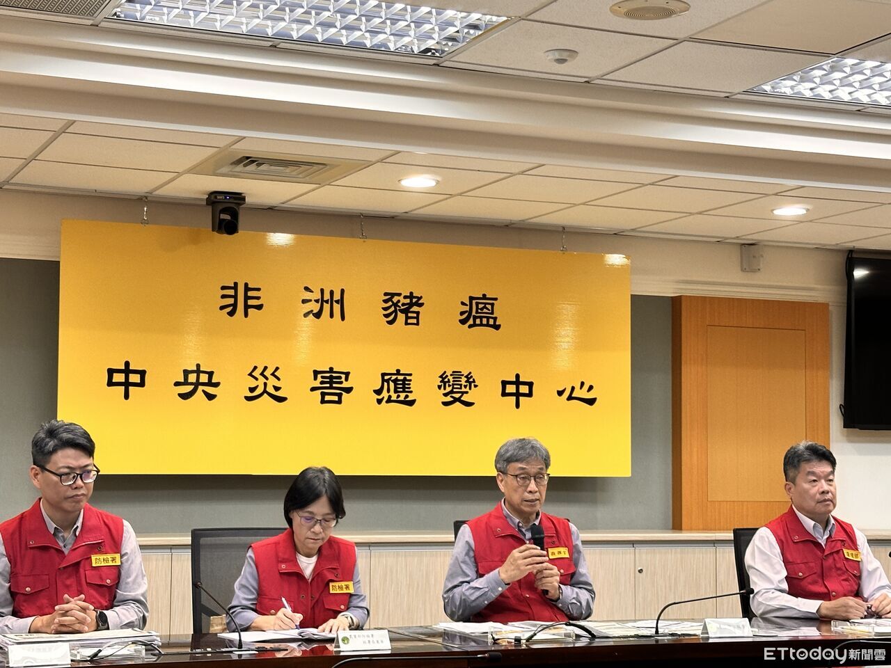 快訊/案例場2次清消仍驗出豬瘟病毒!國防部化學兵支援