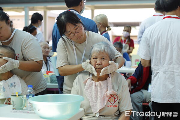 ▲▼  嘉義縣114年度特殊需求、樂齡長照潔牙，團體競賽促進口腔健康     。（圖／嘉義縣政府提供）