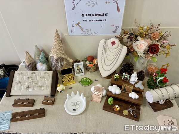 ▲▼  免開車輕旅行！搭「台灣好行－故宮南院線」輕鬆遊民雄 。（圖／嘉義縣政府提供）