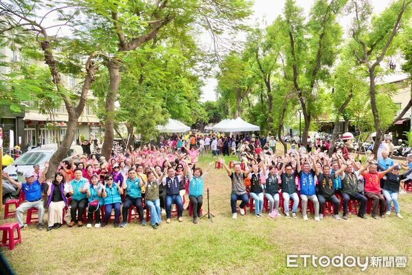 ▲▼  社區同新共創生 幸福美滿港宜居 齊心攜手逗陣走&mdash;&mdash;新港大旗艦成果展登場  。（圖／嘉義縣政府提供）