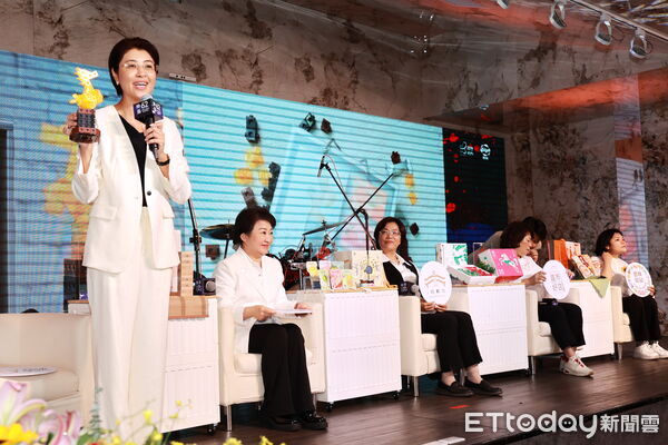 ▲「五星連線，閃耀金馬」，中彰雲嘉共推金馬62聯名商品。（圖／南投縣政府提供）