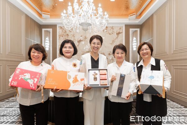 ▲「五星連線，閃耀金馬」，中彰雲嘉共推金馬62聯名商品。（圖／南投縣政府提供）