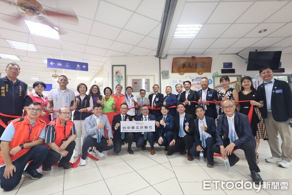 ▲台中東北扶輪社首度申獲國際扶輪全球獎助金，全數捐贈南投魚池、中寮兩偏鄉遠距醫療設備。（圖／南投縣政府提供）