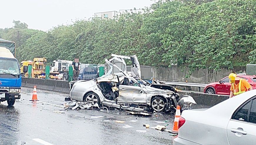 國道鋼梁噴飛砸爛2車還酒駕肇逃 駕駛被判刑7個月