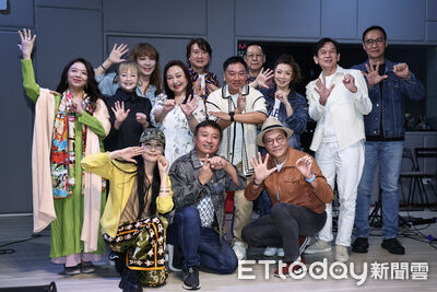 鄭怡痛憶坣娜曾送暖　施孝榮感嘆：一定要珍惜身旁朋友