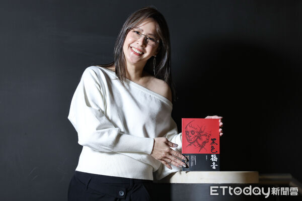 ▲▼黃小柔出新書專訪。（圖／記者李毓康攝）