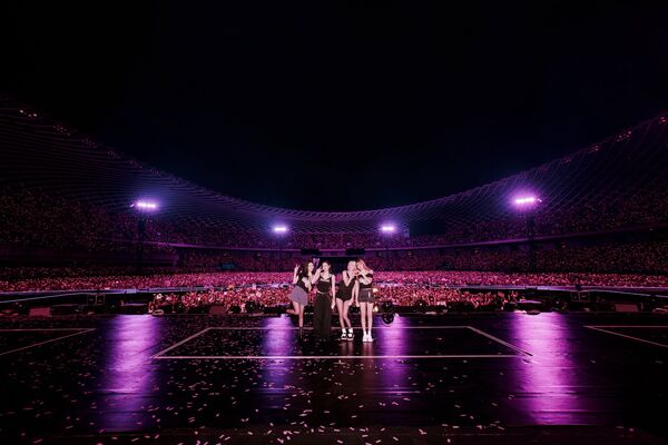 ▲Lisa、Jennie同款賣爆。（圖／翻攝自Live Nation Taiwan臉書）