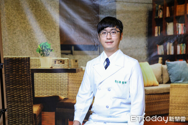 ▲鄧子聰醫師強調，糖尿病腎病變的治療已邁入「四大藥物整合」時代。（圖／慈濟醫學中心提供，下同）