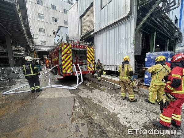 ▲基隆消防局化學工廠實兵演練。（圖／記者郭世賢翻攝）