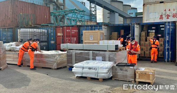 ▲海巡強化離島航線安檢 防堵非洲豬瘟入侵。（圖／記者郭世賢翻攝）