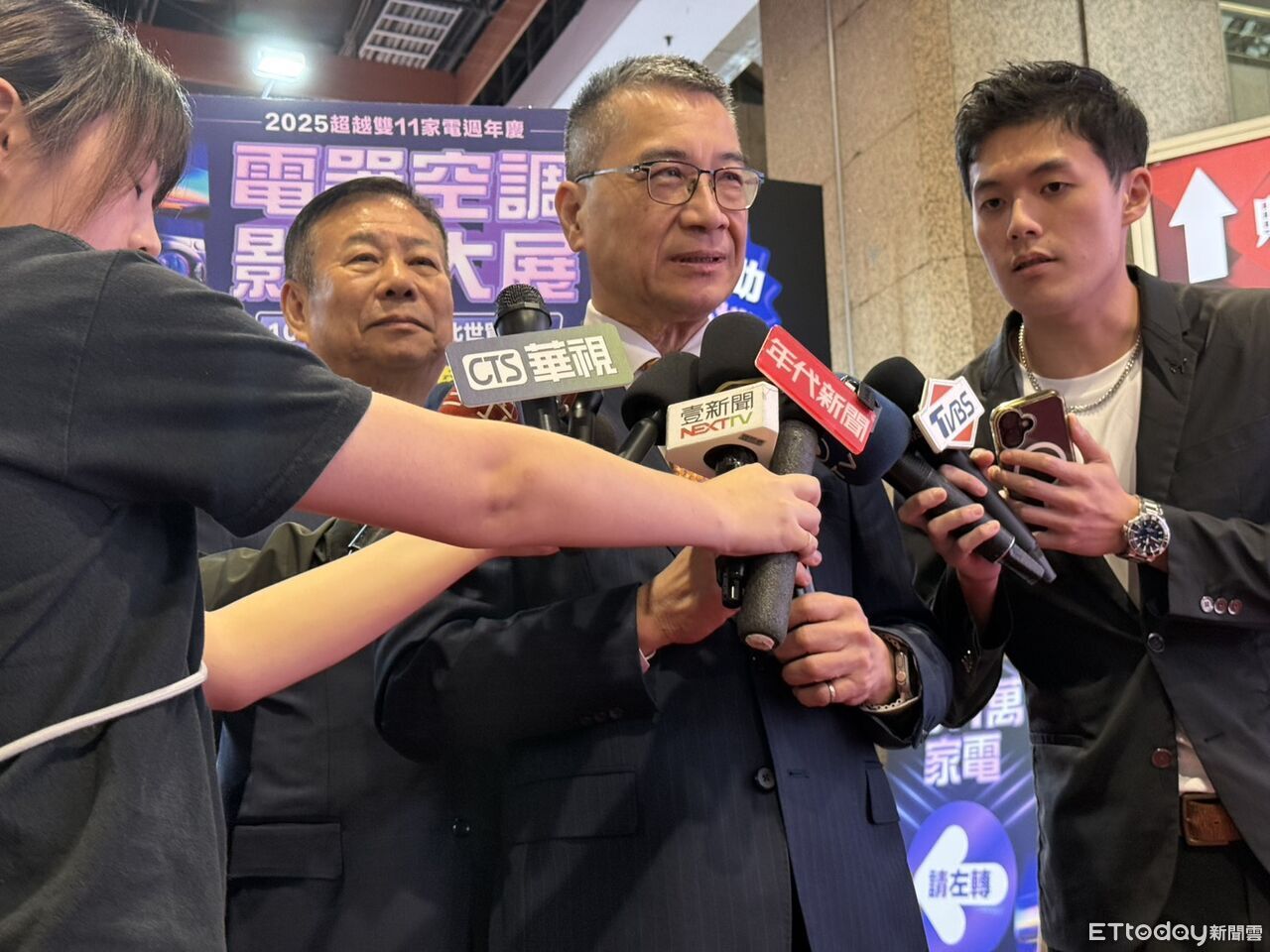 徐國勇點王世堅是台北市長人選之一　否認「秘書長親征」傳聞