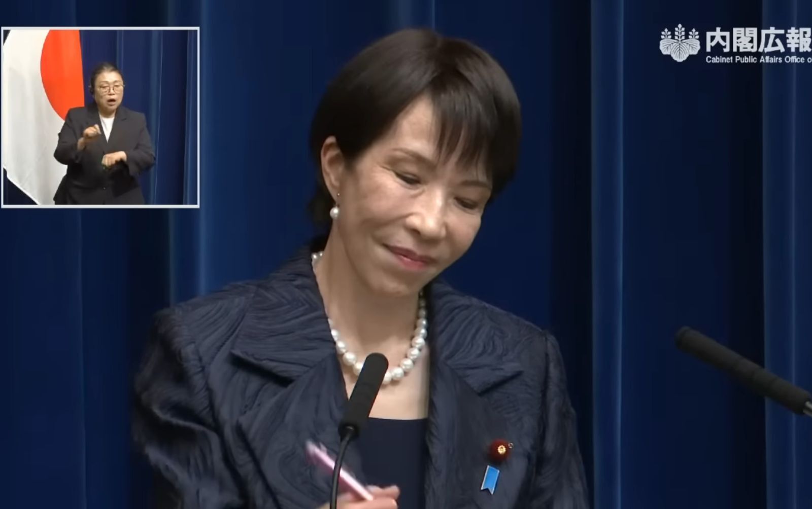 高市早苗手提包爆紅！美到想包色　賣到缺貨「訂單排到明年5月」