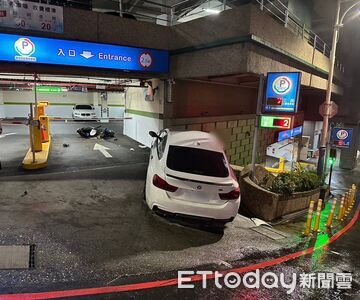 快訊／淡水BMW轉彎撞直行車「失控再撞機車」　女騎士無呼吸心跳送醫