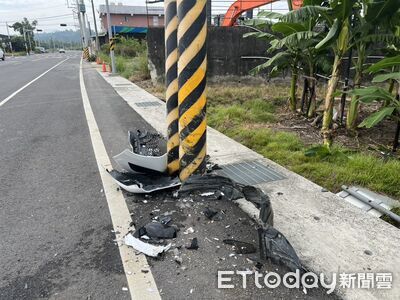 快訊／嘉縣中埔鄉女駕駛自撞車禍！男乘客雙腿骨折、2歲女童亡