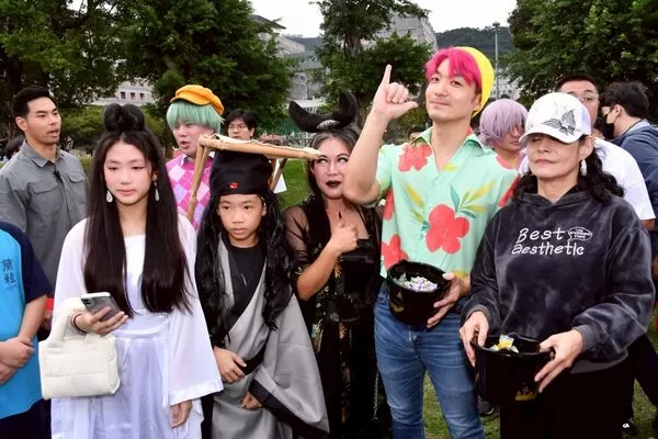 ▲▼台北市長蔣萬安出席「天母搞什麼鬼17萬聖節嘉年華」。（圖／北市府提供）