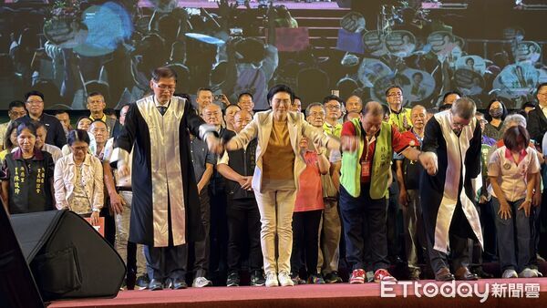 ▲立委林岱樺在岡山舉辦造勢晚會，。（圖／記者陳宏瑞攝）