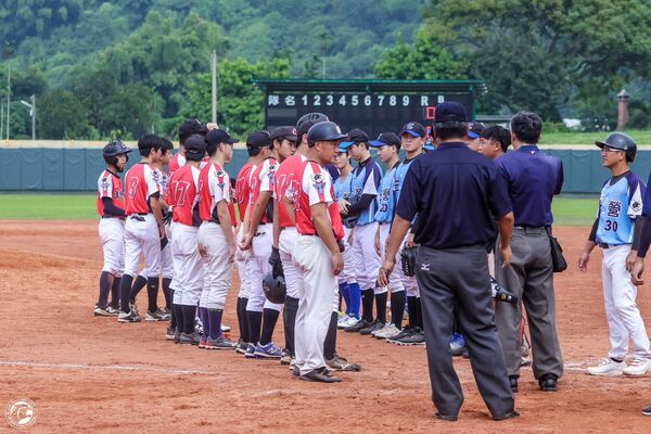 ▲建國中學眾將。（圖／建中球經陳慕華提供）