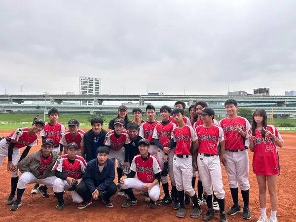 ▲建國中學眾將。（圖／建中球經陳慕華提供）