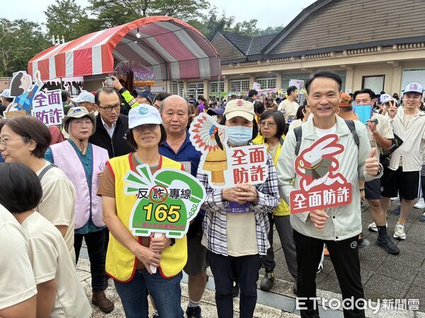 ▲▼台北地檢署結合路跑，推「抽籤答題」反毒防詐。（圖／記者劉昌松翻攝）