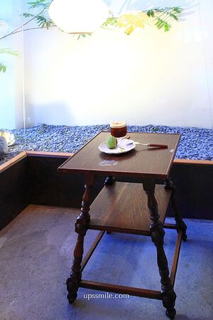 ▲▼新竹日式侘寂風咖啡廳「東河咖啡Donghe」自家烘焙、寵物友善咖啡廳。（圖／部落客萍子提供）