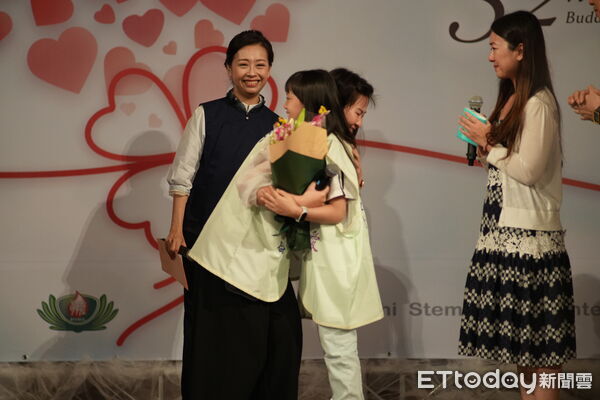 ▲慈濟骨髓資料庫成立32週年，捐髓者與受贈者共同見證情深義重、永不止息的清水之愛。（圖／慈濟醫學中心提供，下同）