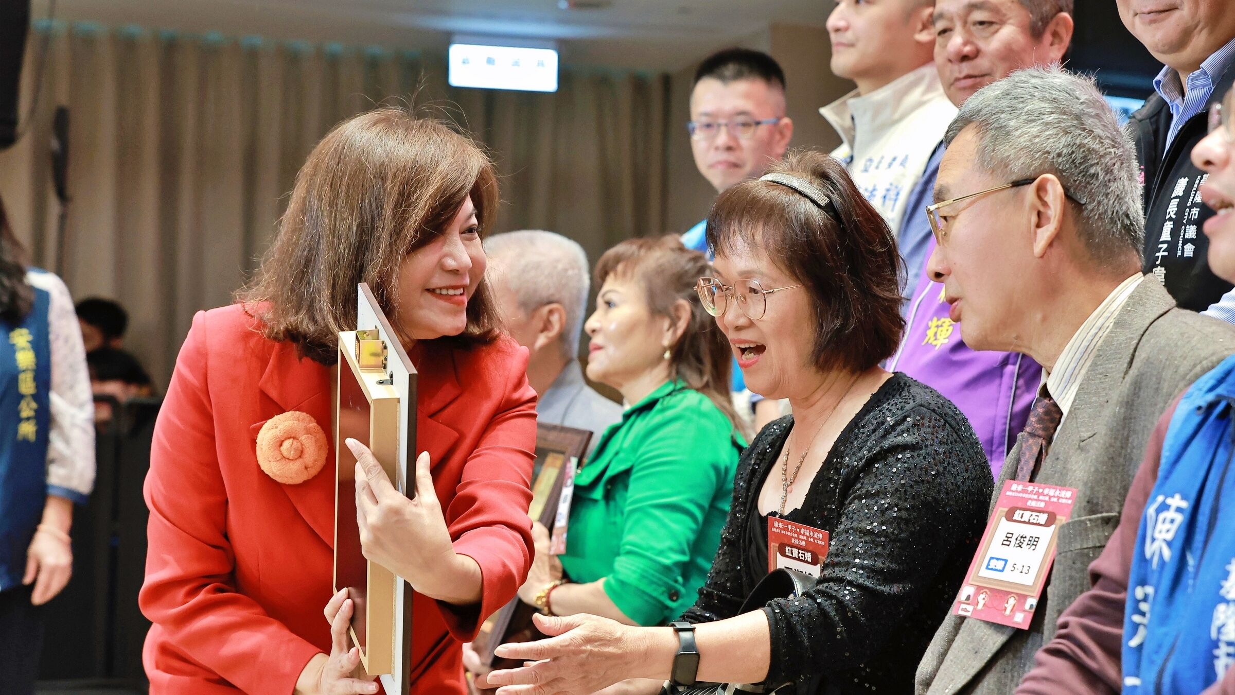 ▲基隆96對佳偶情比金堅 邱佩琳見證半世紀愛情。（圖／記者郭世賢翻攝）