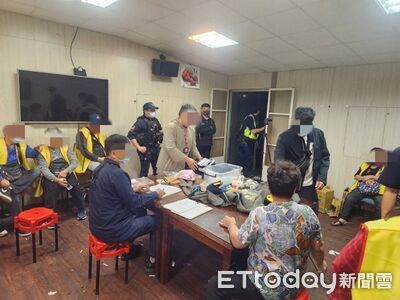 中壢無門牌鐵皮屋藏「推筒子賭場」 20人被逮查扣22萬賭金