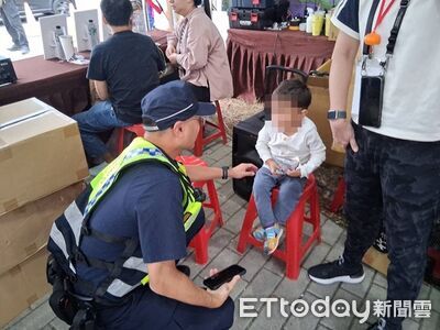 桃園萬聖城活動人潮洶湧　2小朋友走失警找家長領回