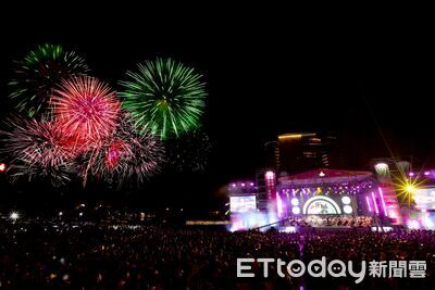 日月潭花火音樂嘉年華次場3.5萬人沸騰