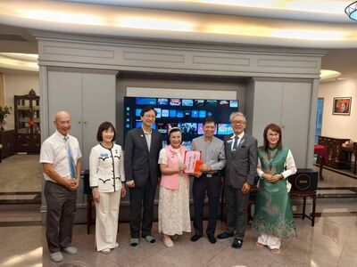 新竹凱蒂扶輪社一週年 跨海傳愛助新加坡弱勢家庭