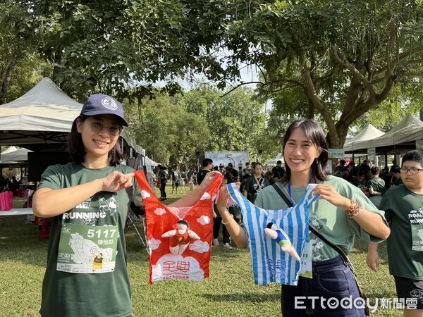 ▲「全興2025山上路跑」今晨在山上花園水道博物館開跑，超過兩千名跑者迎著微風出發。（記者林東良翻攝，下同）