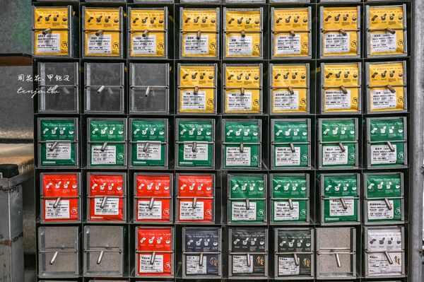 ▲▼台中咖啡推薦「Tamp Temper Yozma Taichung Coffee」科博館附近超美綠樹窗景咖啡店。（圖／部落客周花花提供）