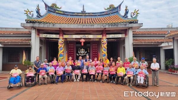 ▲六堆忠勇公王金身安座圓滿滿月在六堆忠義亭舉行隆重慶典。（圖／林育先提供）