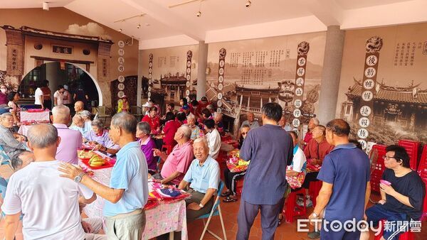 ▲六堆忠勇公王金身安座圓滿滿月在六堆忠義亭舉行隆重慶典。（圖／林育先提供）