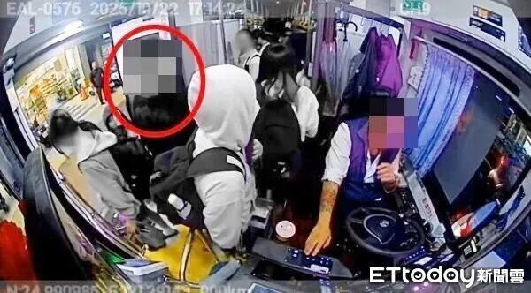 ▲▼ 桃園客運劉姓前駕駛在車上對學生乘客言語不當。（圖／資料照片）