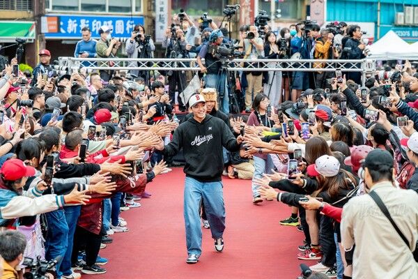 ▲慶樂天桃猿封王，桃園11/ 3-4全市泳池+健身房免費入場